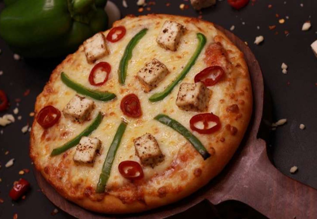 Veggie Paneer Pizza